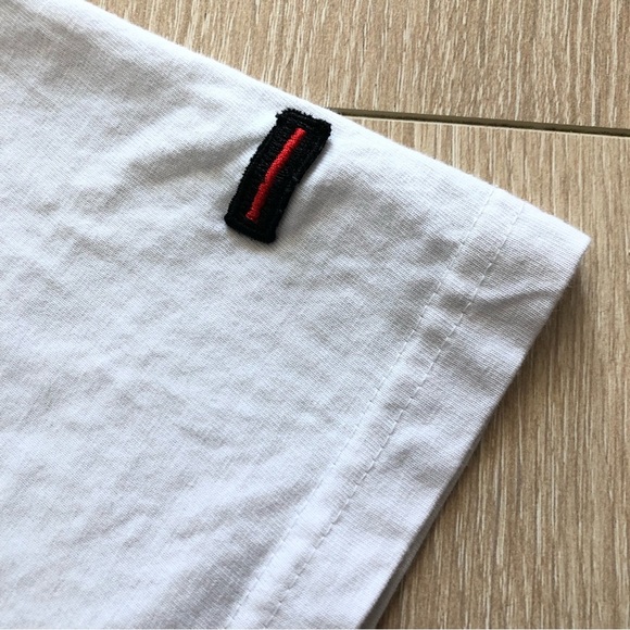 FUBU Worldwide T Shirt Embroidered - Picture 3 of 14